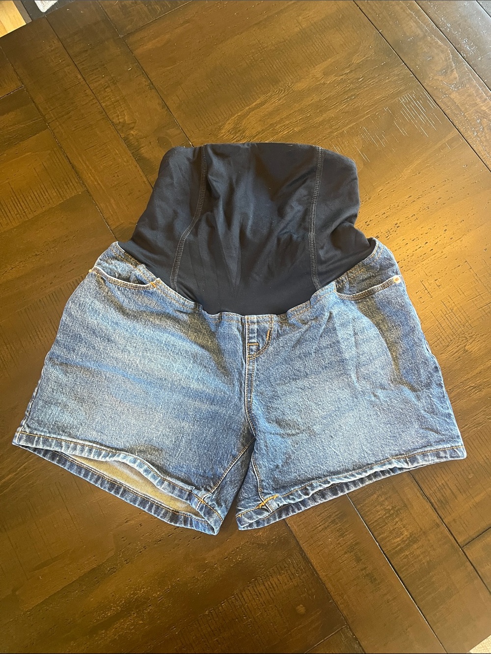 Maternity midshort short midi jean